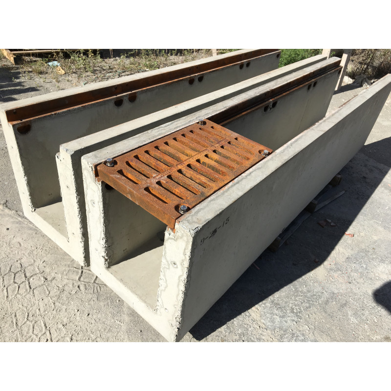 12-drainage-trench-cast-iron-grate